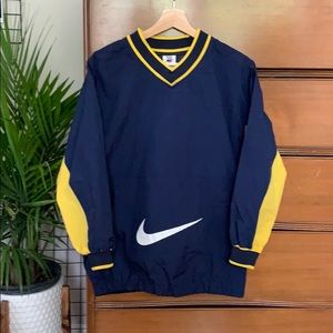 Nike windbreaker pullover